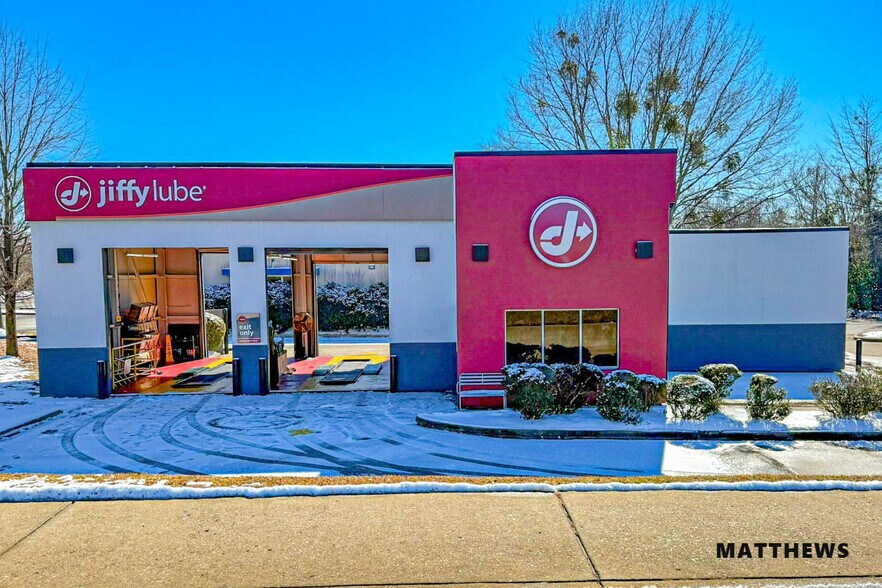 Primary Photo Of 1025 Pine Log Rd, Aiken Auto Repair For Sale