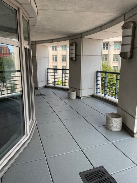 More Photos Of 800 Connecticut Ave NW, Washington Office For Lease