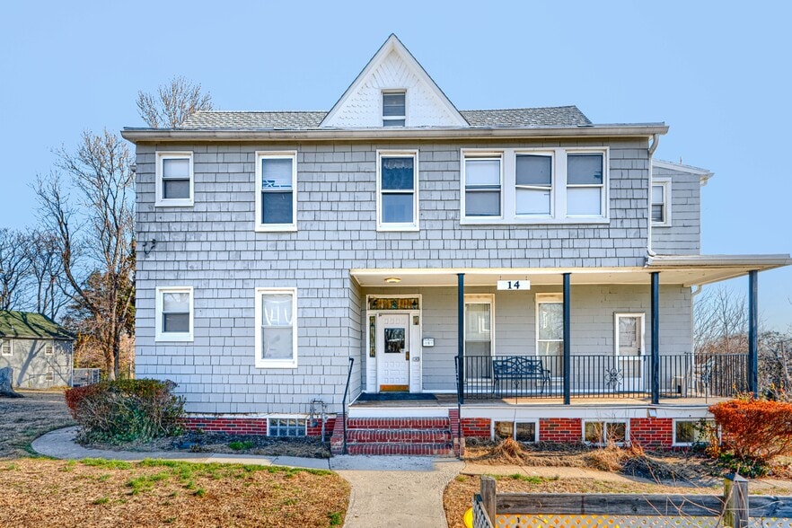 More Photos Of 10-14 E Overlea Ave, Baltimore Apartments For Sale