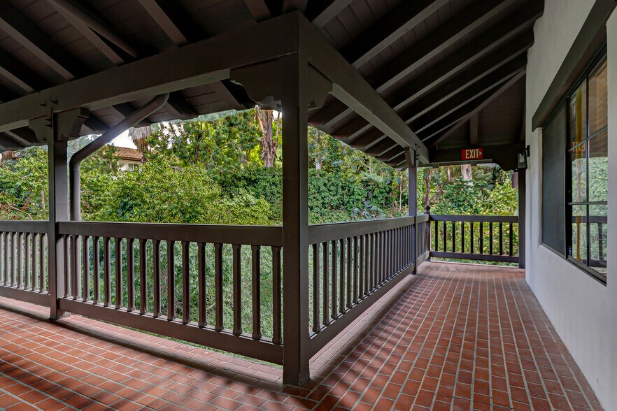 More Photos Of 25550 Hawthorne Blvd, Torrance Medical For Lease