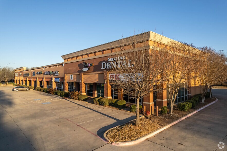Primary Photo Of 3851 SW Green Oaks Blvd, Arlington Storefront Retail Office For Lease