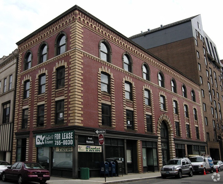 Primary Photo Of 68 Center St, Waterbury Storefront Retail Residential For Sale