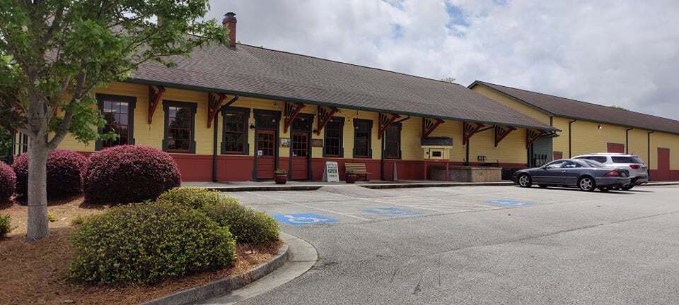 More Photos Of 79 Doyle St, Toccoa Office For Sale