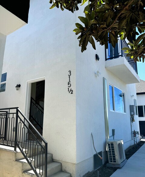 More Photos Of 315 N Alvarado St, Los Angeles Specialty For Sale
