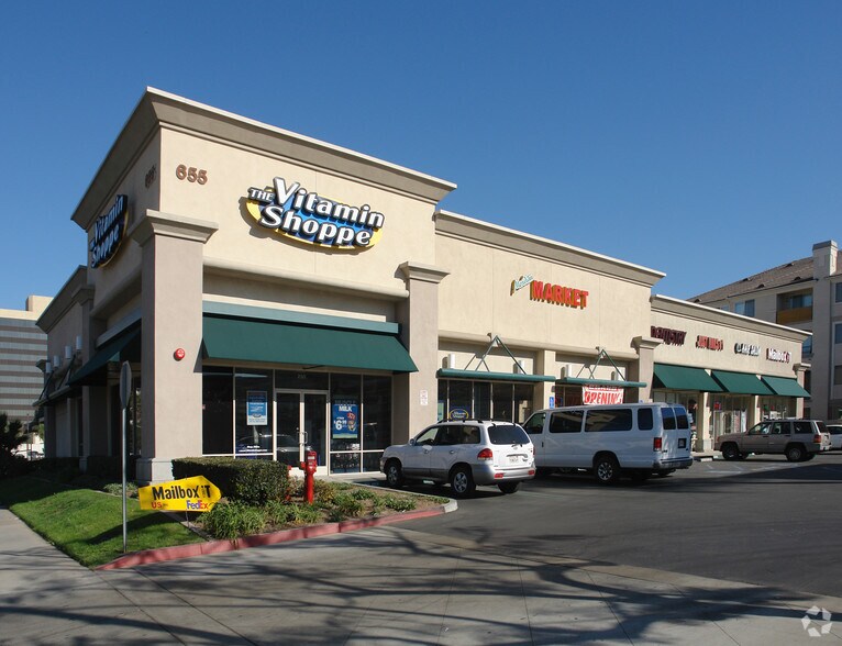 More Photos Of 655-691 S Main St, Orange Unknown For Lease