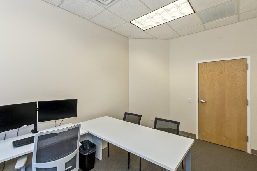 More Photos Of 56 College St, Asheville Office For Lease
