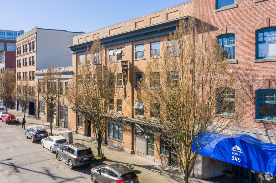 More Photos Of 343 Railway St, Vancouver Loft Creative Space For Lease