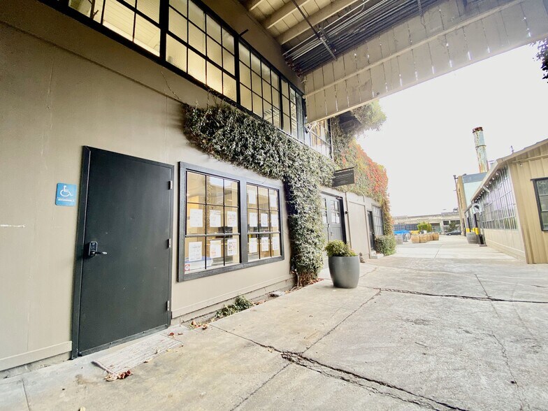 More Photos Of 1360 5th St, Berkeley Warehouse For Lease