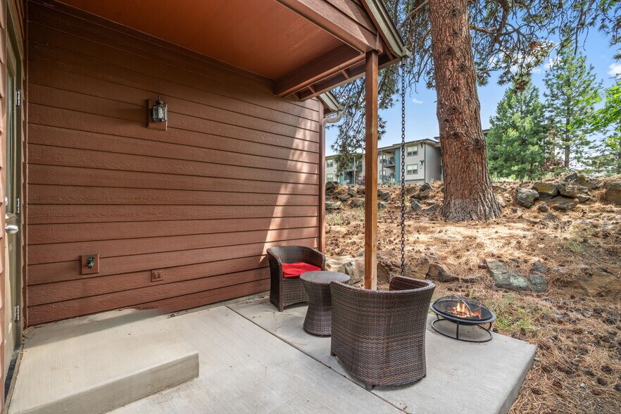 More Photos Of 363 SW Garfield Ave, Bend Apartments For Sale