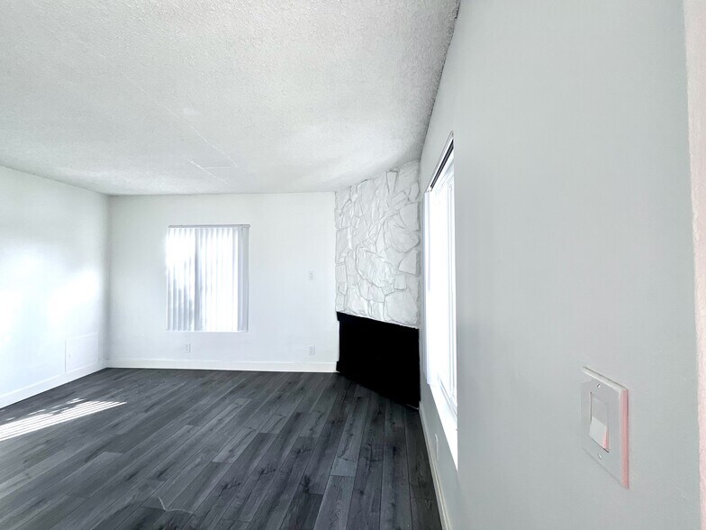 More Photos Of 3189 Cheviot Vista Pl, Los Angeles Apartments For Sale