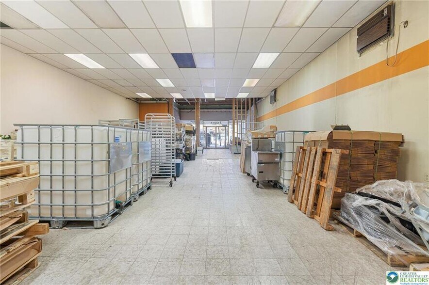 More Photos Of 926-928 W Hamilton St, Allentown Storefront Retail Office For Sale