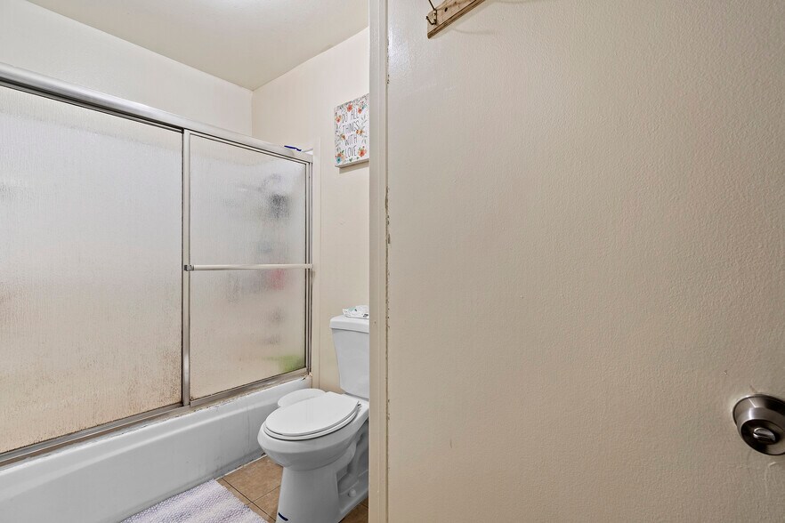 More Photos Of 3300 W Orange Ave, Anaheim Multifamily For Sale