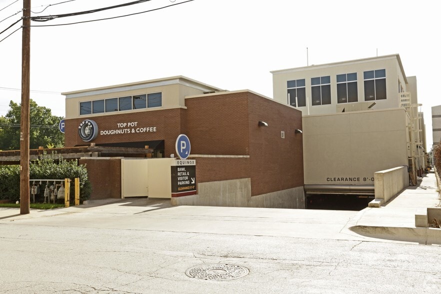 More Photos Of 8611 Hillcrest Rd, Dallas Office For Lease