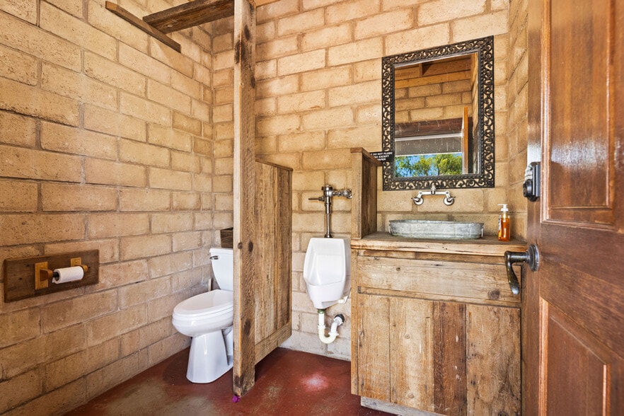 More Photos Of 38831 Pauba Rd, Temecula Land For Sale