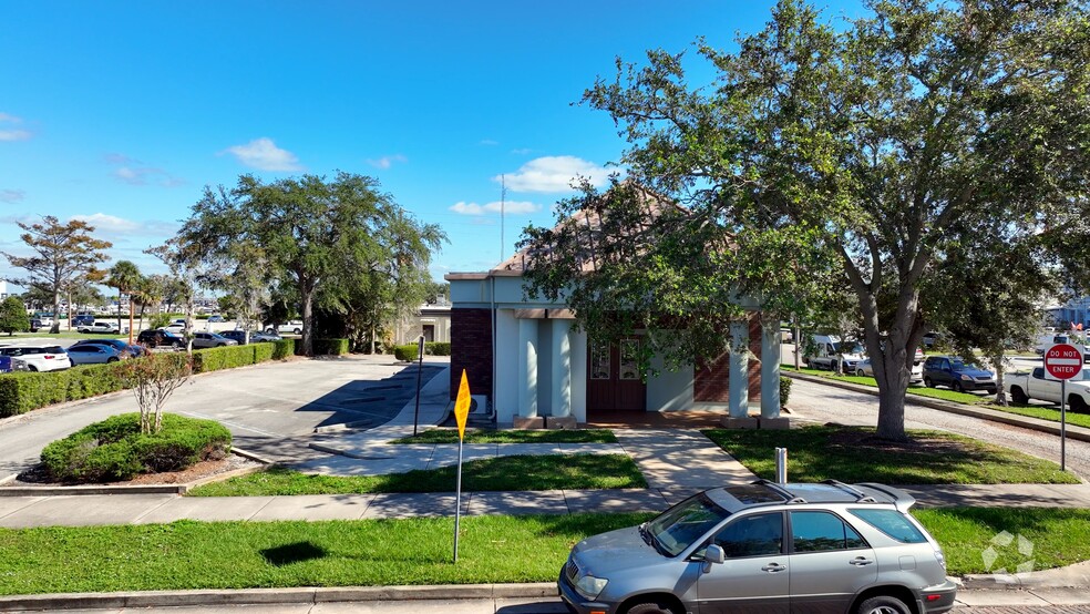 Primary Photo Of 201 N Park, Sanford Office For Sale