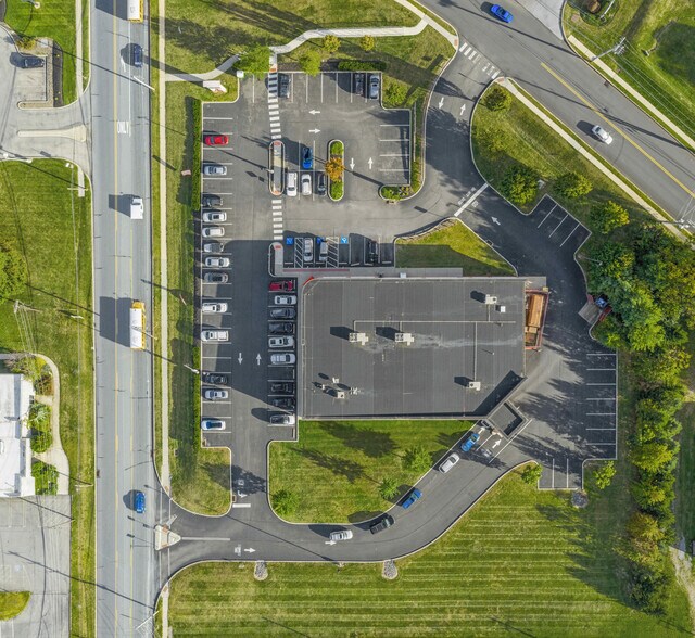 More Photos Of 3100 Shillington Rd, Sinking Spring Drugstore For Sale