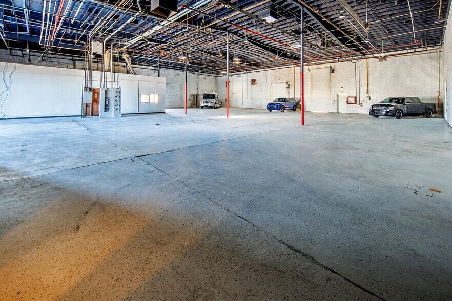 More Photos Of 1790 Industrial Blvd, Lake Havasu City Warehouse For Sale