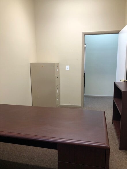 More Photos Of 3157 Mechanicsville Rd, Bensalem Medical For Sale