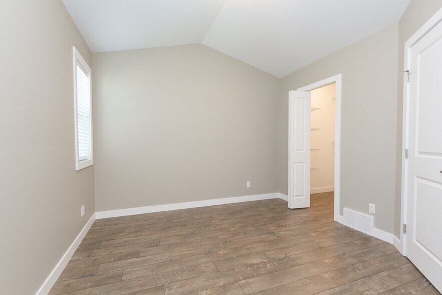 More Photos Of 12504 119 Av NW, Edmonton Multifamily For Sale