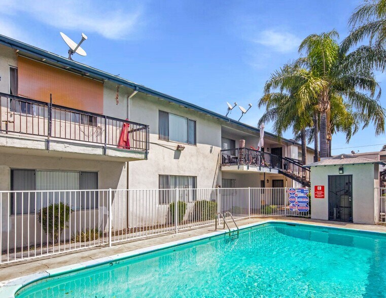 More Photos Of 2352 Leroy St, San Bernardino Apartments For Sale