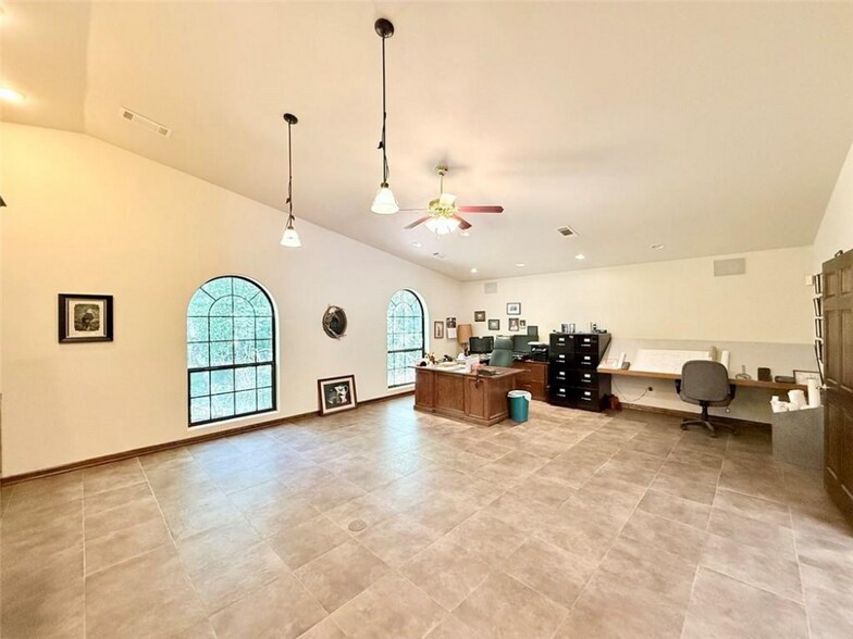 More Photos Of 15288 AR-22, Dardanelle Office For Sale