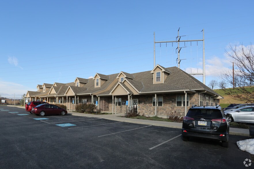 Primary Photo Of 7175-7191 Bernville Rd, Bernville Office For Lease