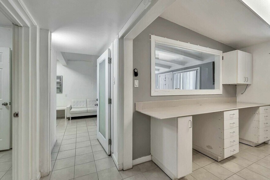 More Photos Of 1902 N 16th St, Phoenix Medical For Sale