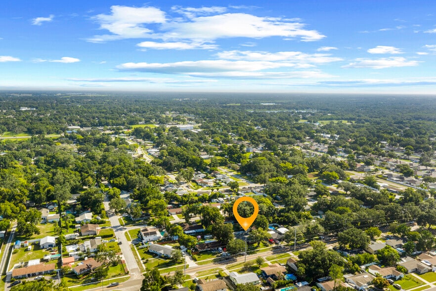 More Photos Of 207 W Wheeler Rd, Seffner Assisted Living For Sale