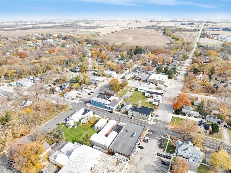 More Photos Of 2-4 E Front St, Newark Health Club For Sale