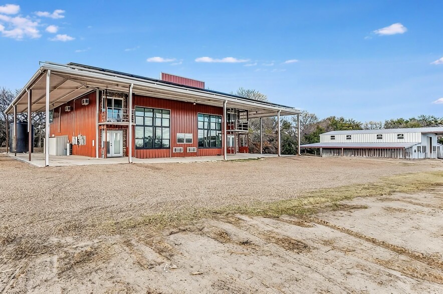 More Photos Of 14485 County Road 156, Bluff Dale Multifamily For Sale