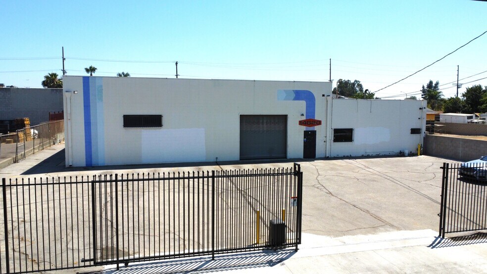 More Photos Of 14620 Novice St, Panorama City Warehouse For Lease
