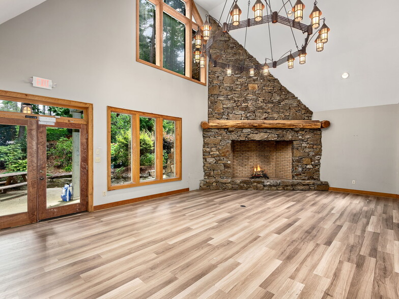 More Photos Of 447 Lily Pad Ln, Flat Rock Lodge Meeting Hall For Lease