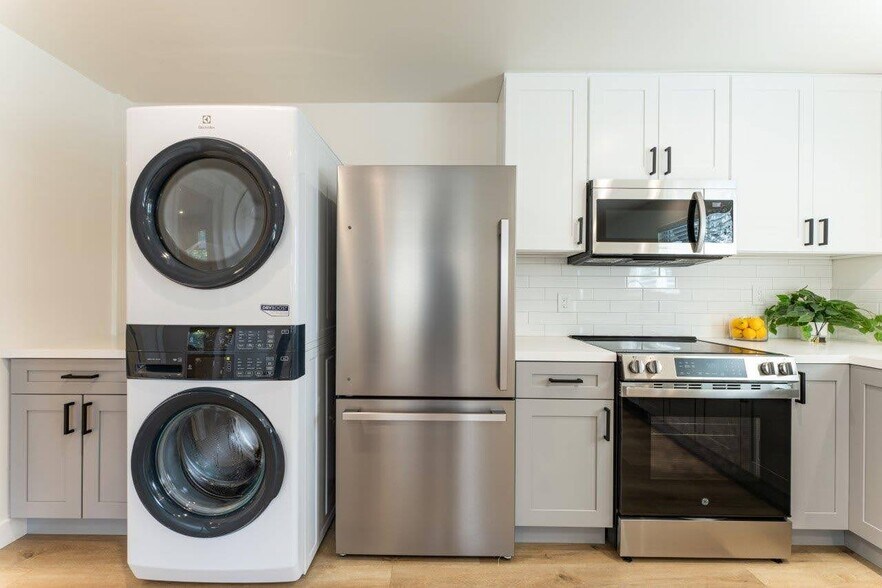 More Photos Of 803 Maryann Dr, Santa Clara Apartments For Sale