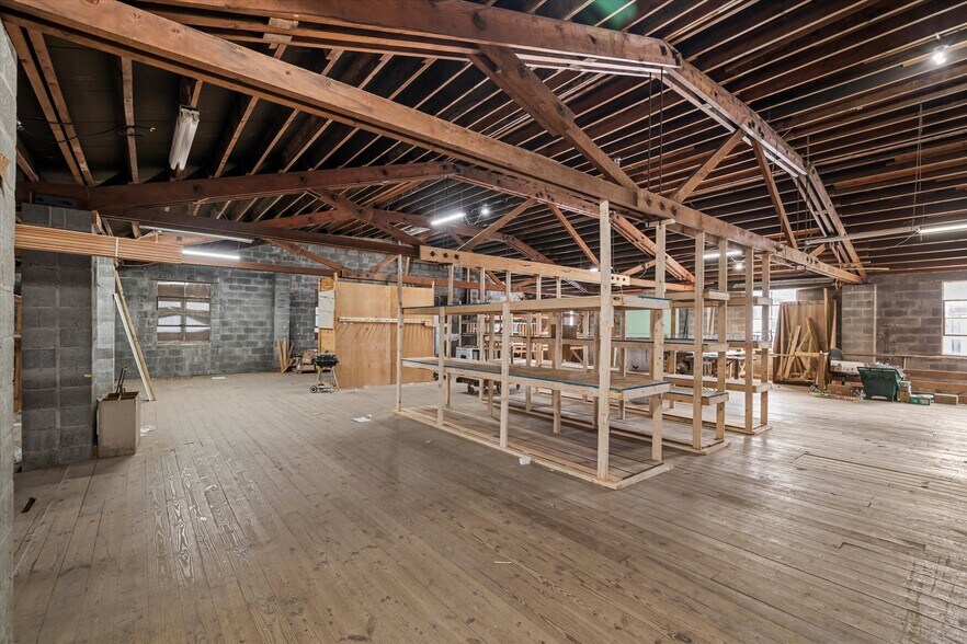 More Photos Of 309 Main St, Emlenton General Retail For Sale