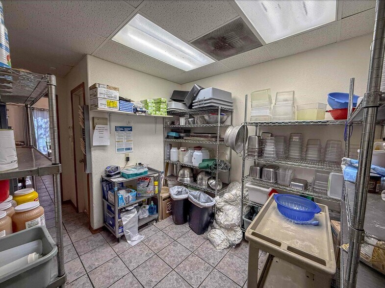 More Photos Of 2203 1st St, Alamogordo General Retail For Sale