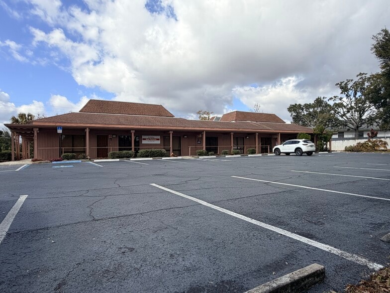 More Photos Of 6725 Cedarridge Dr, Zephyrhills Medical For Lease