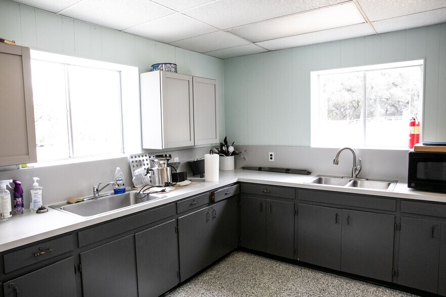 More Photos Of 1100 Farm to Market 390 W Hwy, Brenham Religious Facility For Sale