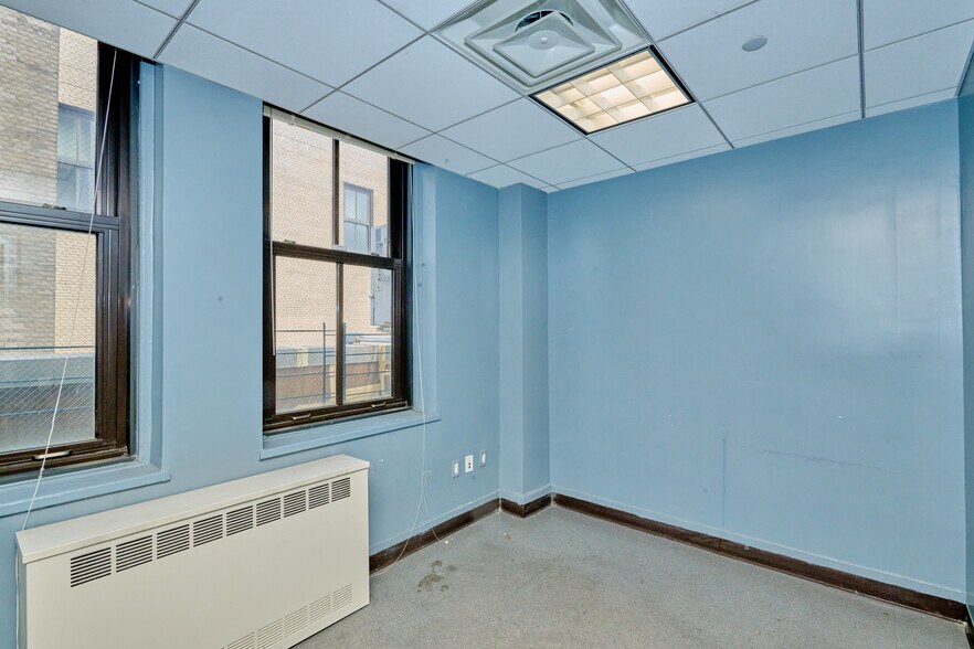 More Photos Of 369 E 149th St, Bronx Office For Lease