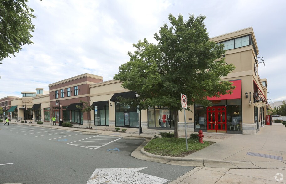 More Photos Of 1080 Piper Ln, Burlington Unknown For Lease