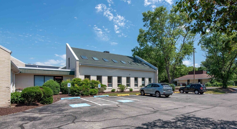 More Photos Of 224 Phillip Morris Dr, Salisbury Medical For Sale