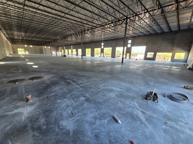 More Photos Of 1720 Workers Ct, Joliet Warehouse For Lease