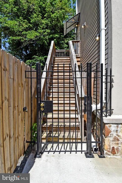 More Photos Of 1500 Ogden St NW, Washington Storefront Retail Residential For Sale