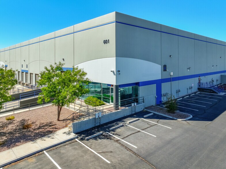 More Photos Of 601 S 54th St, Chandler Warehouse For Lease
