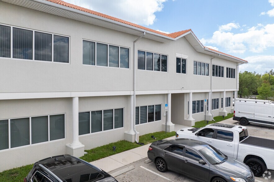 More Photos Of 3620 Colonial Blvd, Fort Myers Office For Lease