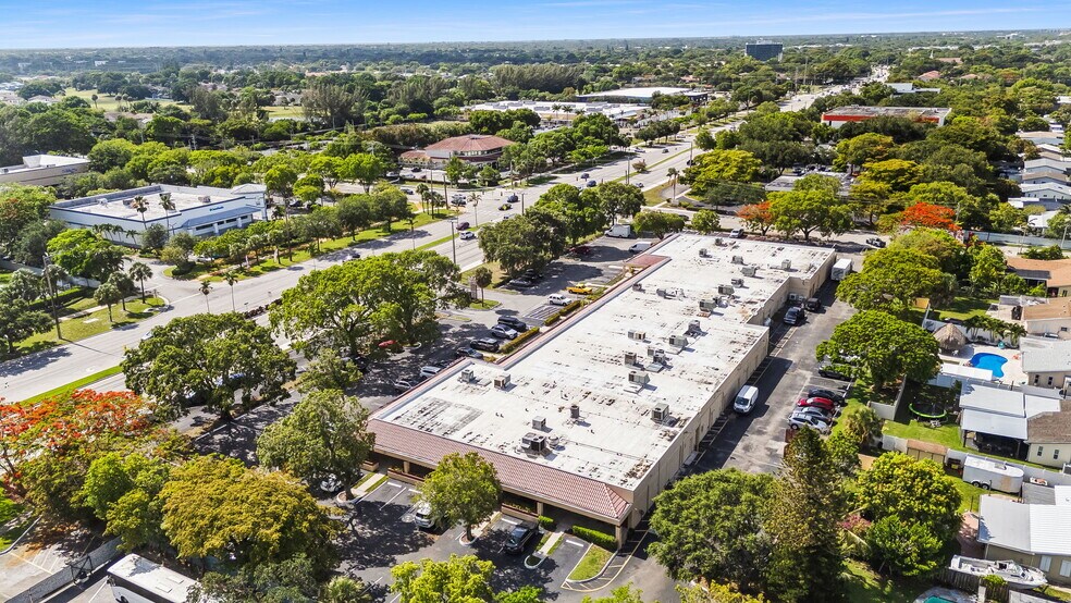 More Photos Of 8106-8186 N University Dr, Tamarac Unknown For Lease