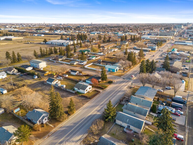 More Photos Of 5509/5513 50 Av, Lloydminster Land For Sale