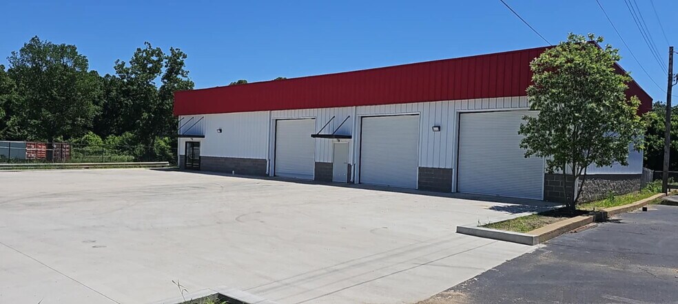 More Photos Of 2740 Old Austin Peay Hwy, Memphis Industrial For Lease