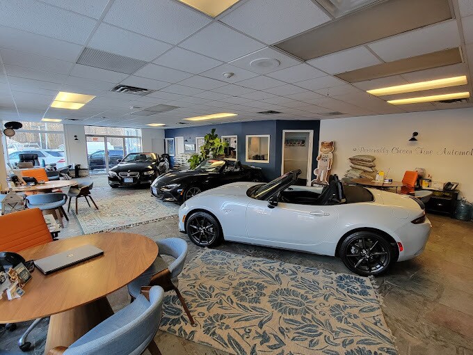 More Photos Of 1039 Danbury Rd, Wilton Auto Dealership For Sale