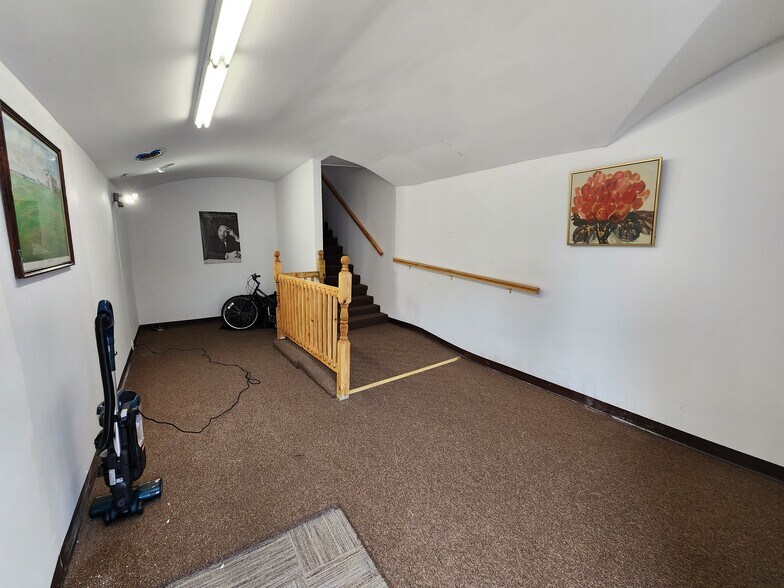 More Photos Of 744 Park Ave, Syracuse Warehouse For Sale