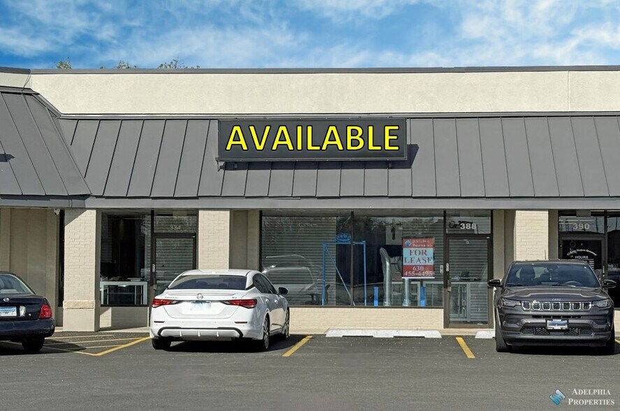 More Photos Of 388 N Independence Blvd, Romeoville General Retail For Lease